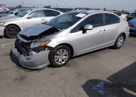 2012 Honda Civic Lx z USA, uszkodzony, nr VIN 2HGFB2F56CH335557